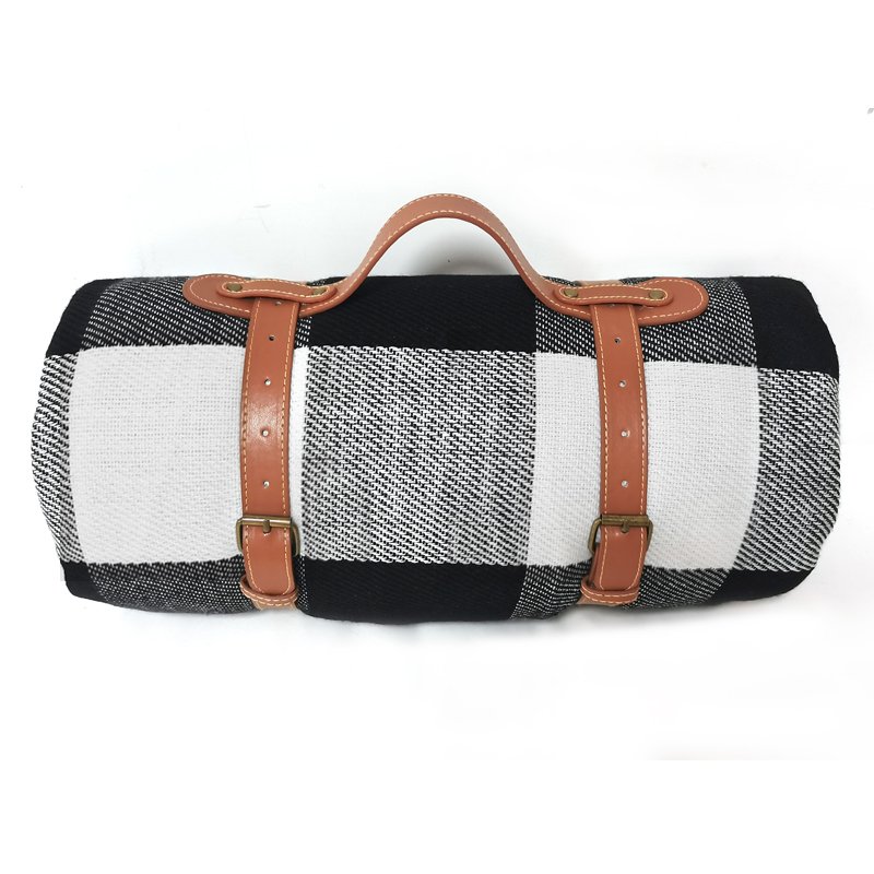 BY-25-002Black and white large checkered pattern